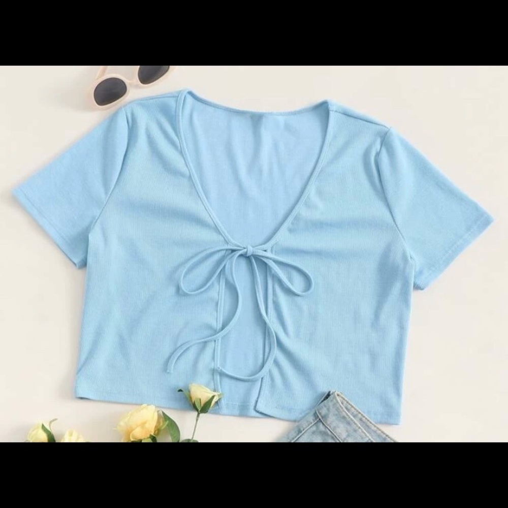 Plus Size Ribbed cropped top with tie front!